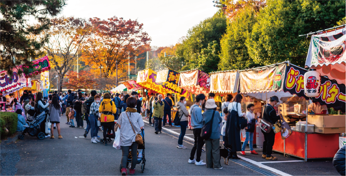 十二日まち（露店のにぎわい）